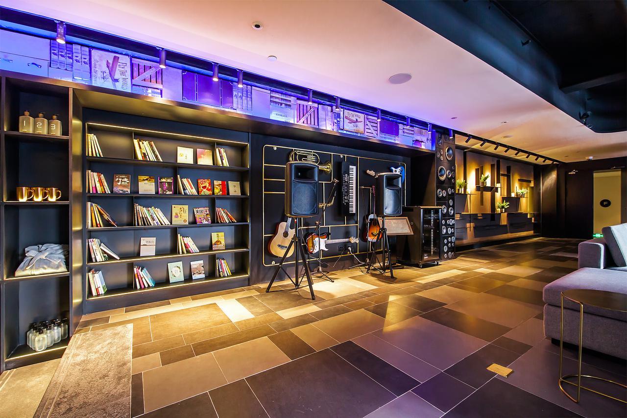 Citigo Xujiahui Hotel 4*